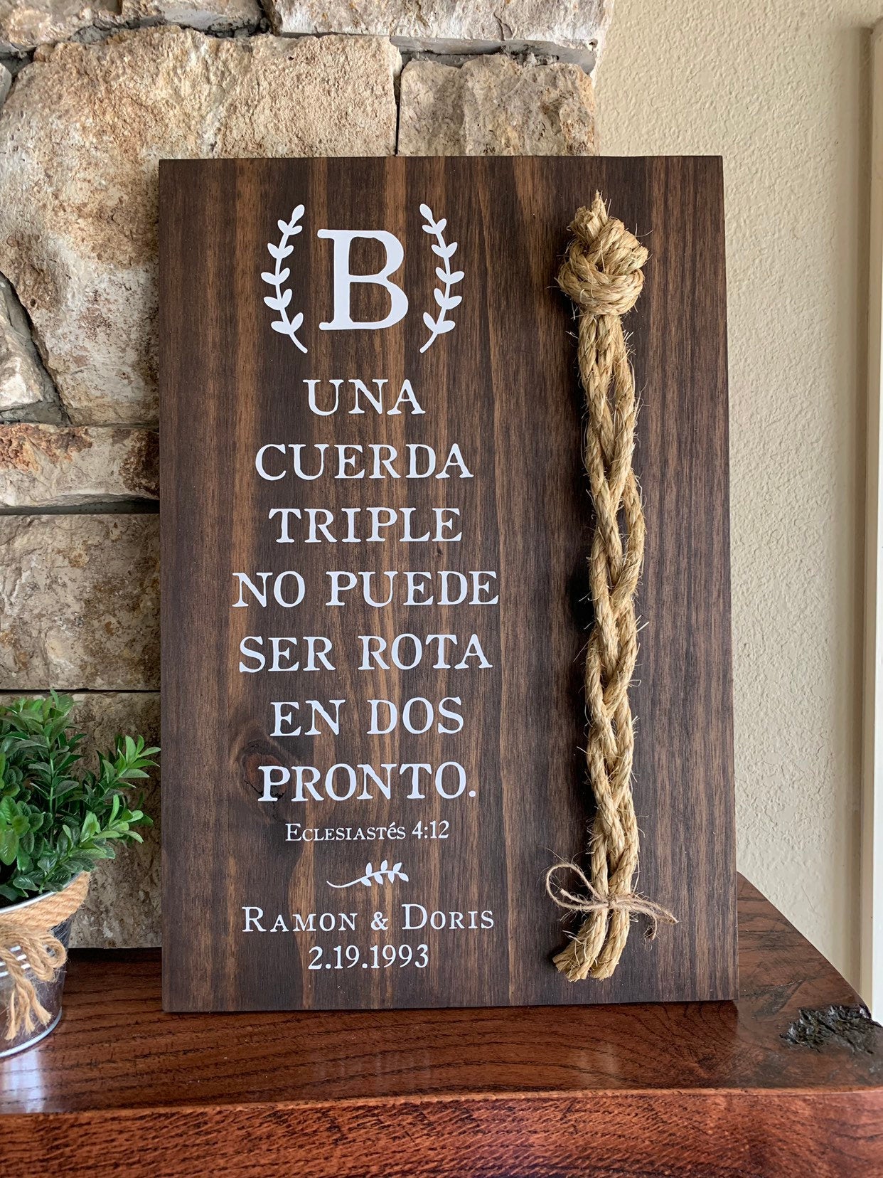 Spanish Wedding Sign, El cordon de tres hilos, A Cord Of Three Strands Wedding Sign