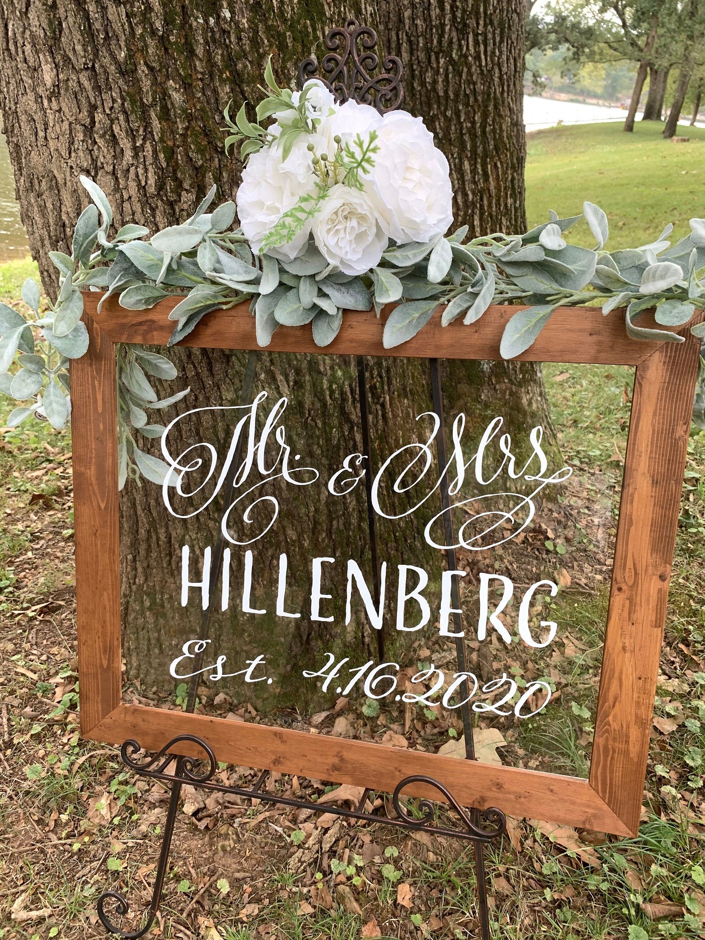 Mr and Mrs Wedding Sign, Wedding Welcome Sign,  Acrylic Wedding Sign