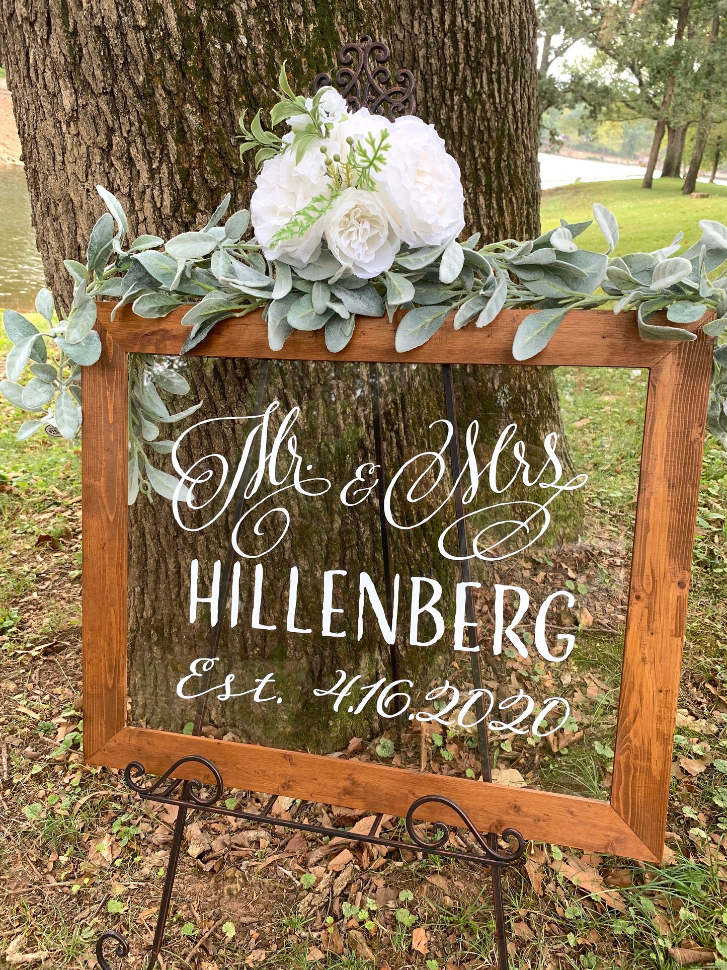 Mr and Mrs Wedding Sign, Wedding Welcome Sign,  Acrylic Wedding Sign