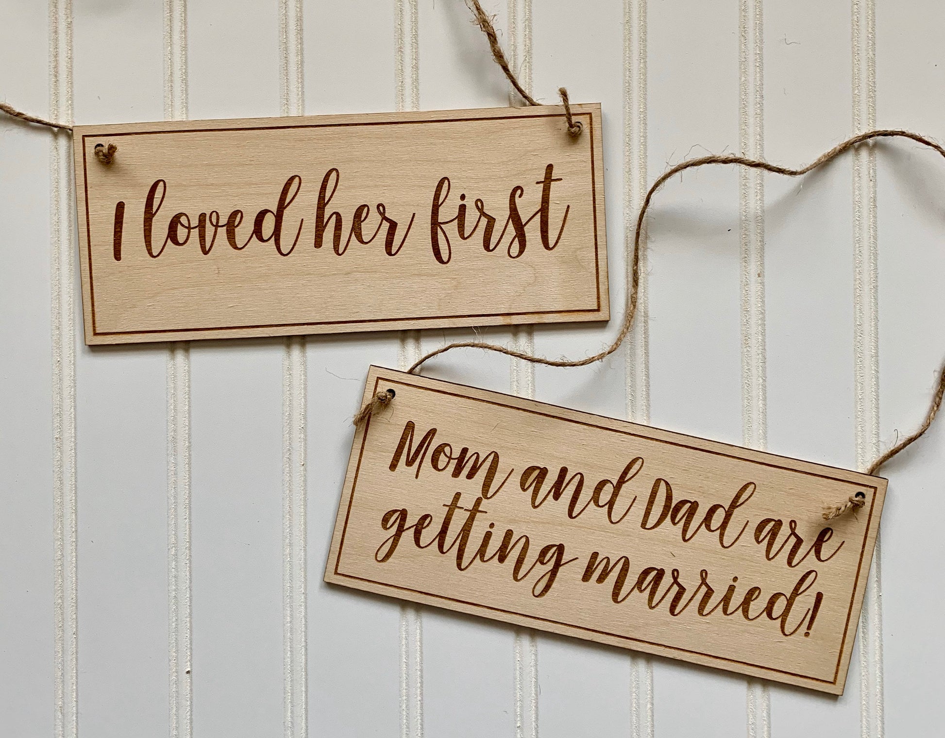 Dog Save the Date Sign, Save our new date/My Parents changed their date, Save the Date Photo Prop