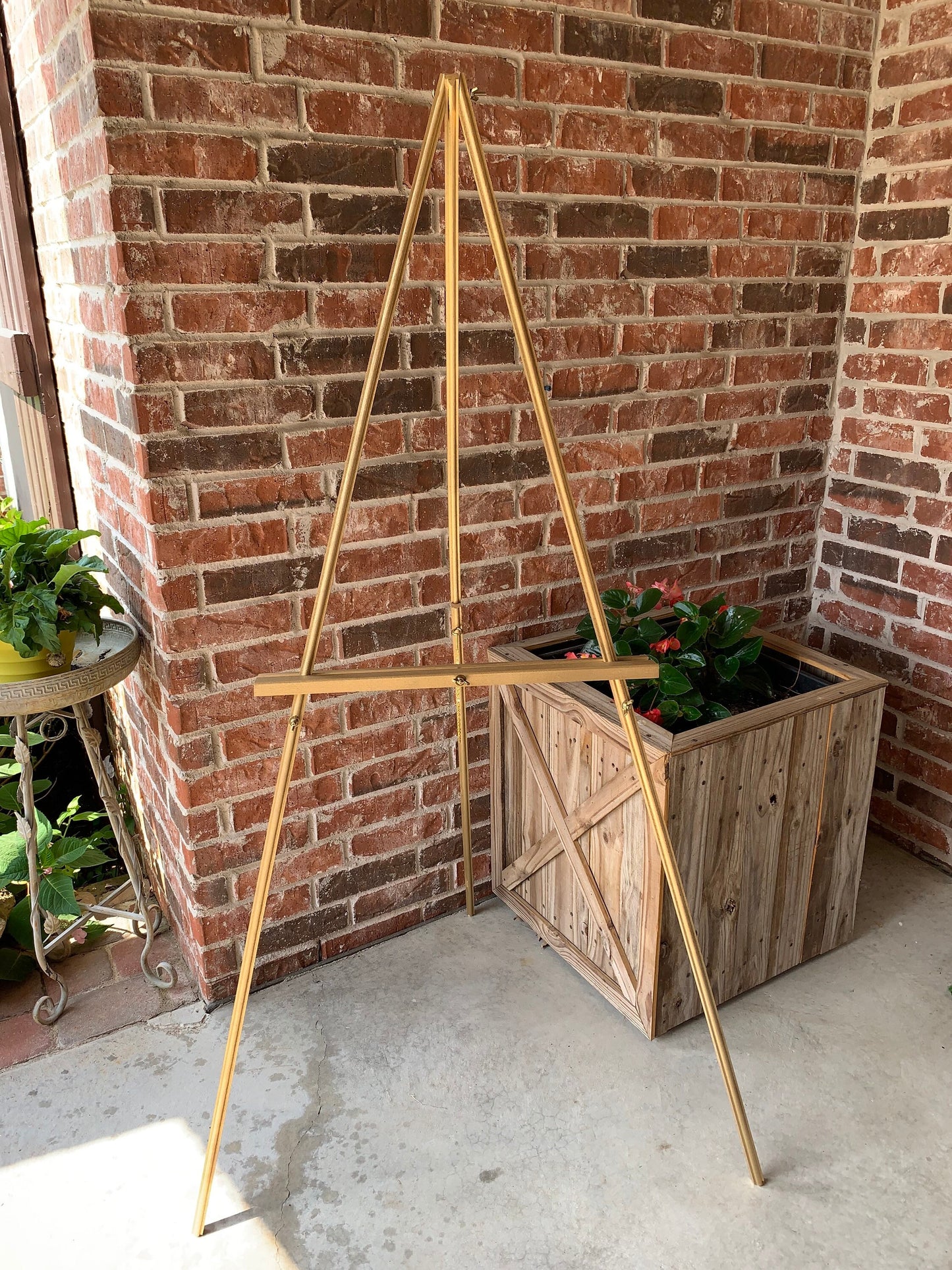 Wood Floor Easel, Wedding Sign Stand, Art Easel, Metallic Gold