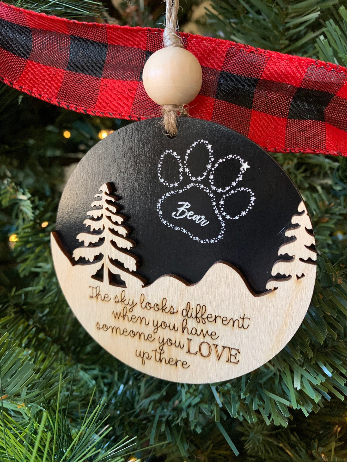 Pet Memorial Ornament, The sky looks different when you have someone you love up there, Pet Loss Gift, Cat Memorial Ornament, Dog Memorial