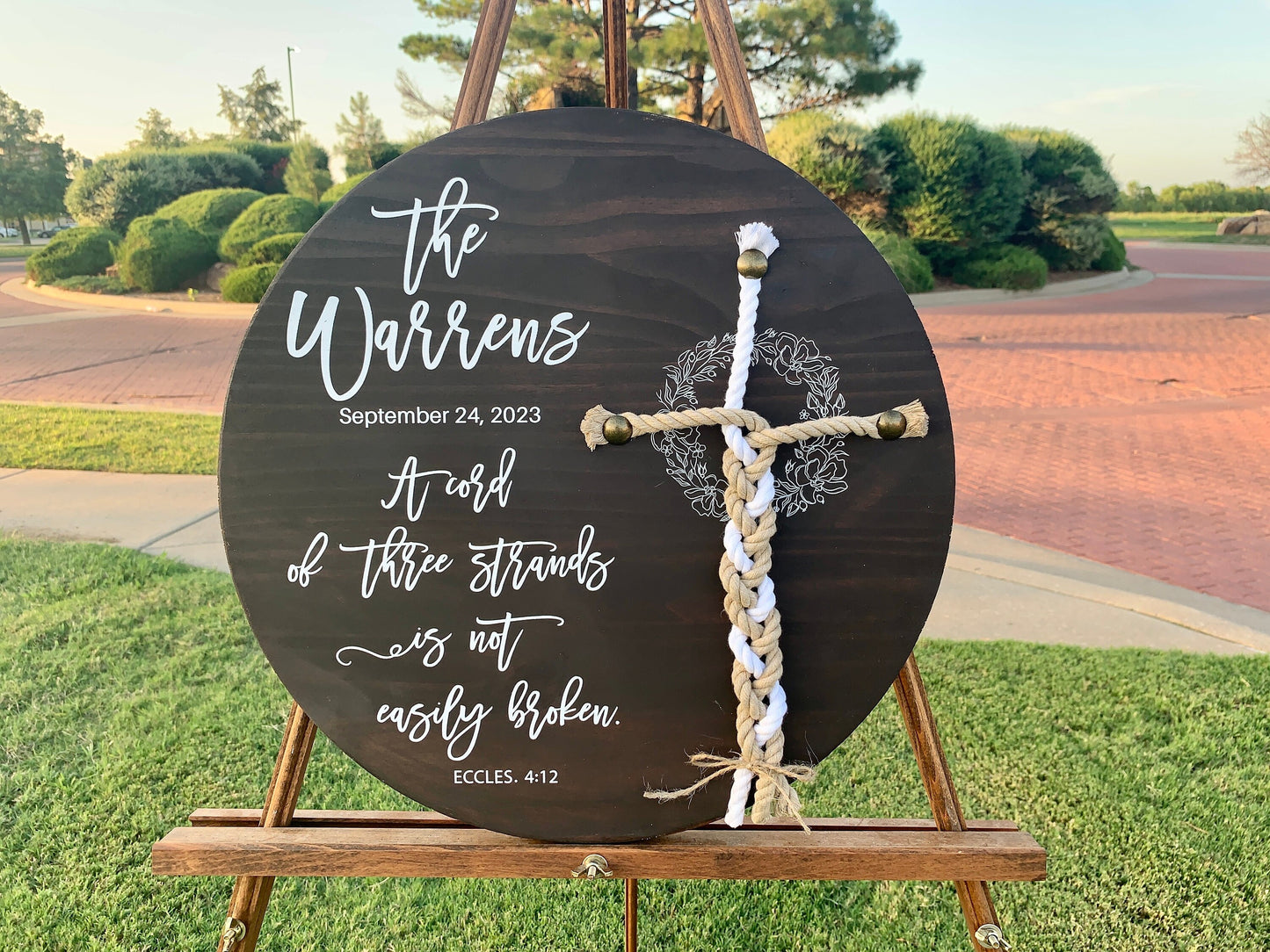 Round Unity Ceremony Sign, A Cord of Three Strands, Braided Wedding Sign, Personalized Wedding Gift